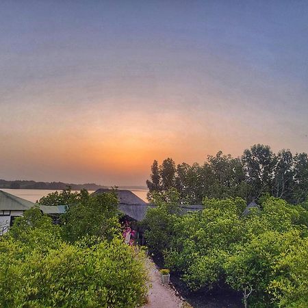 Bintang Bolong Lodge ภายนอก รูปภาพ