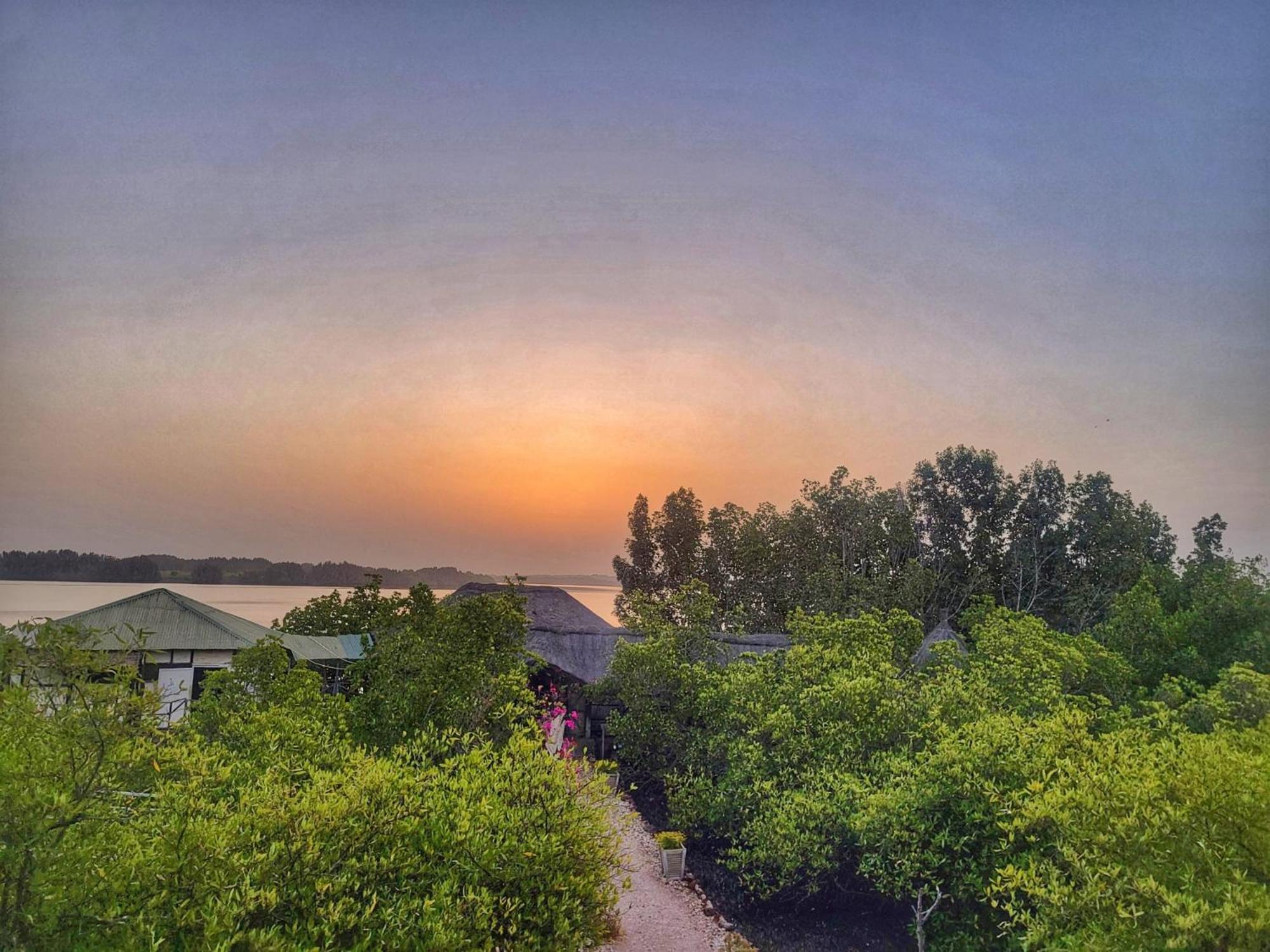 Bintang Bolong Lodge ภายนอก รูปภาพ